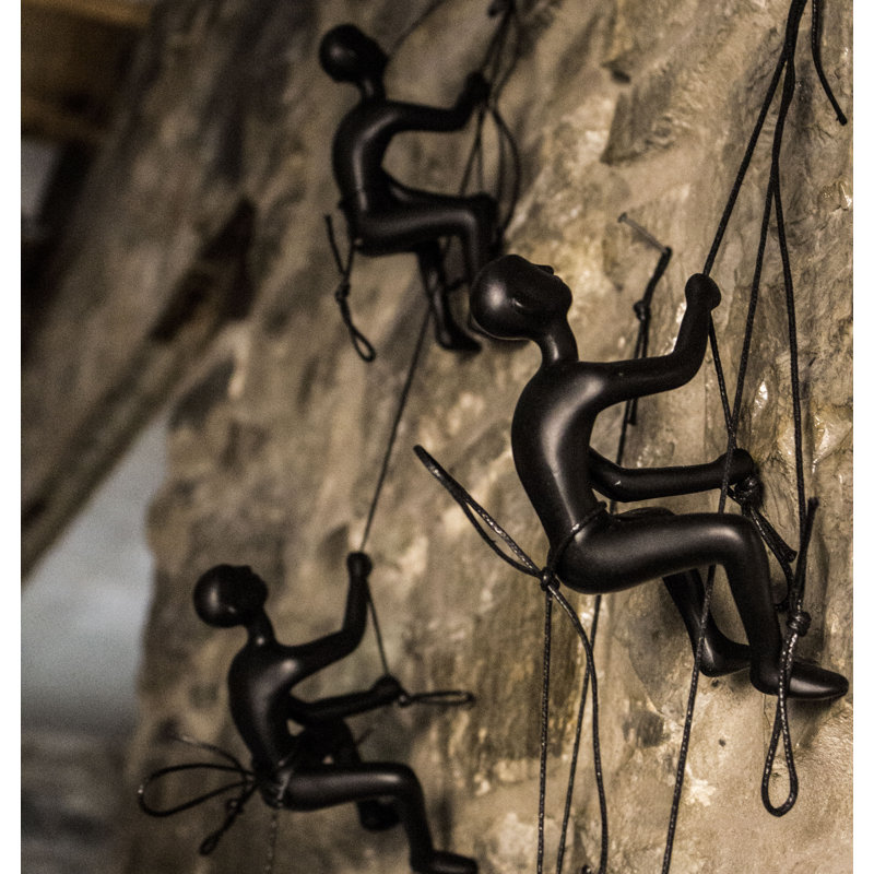 Lifestyle Group Distribution 3 Piece Climbing Man Wall Décor Set